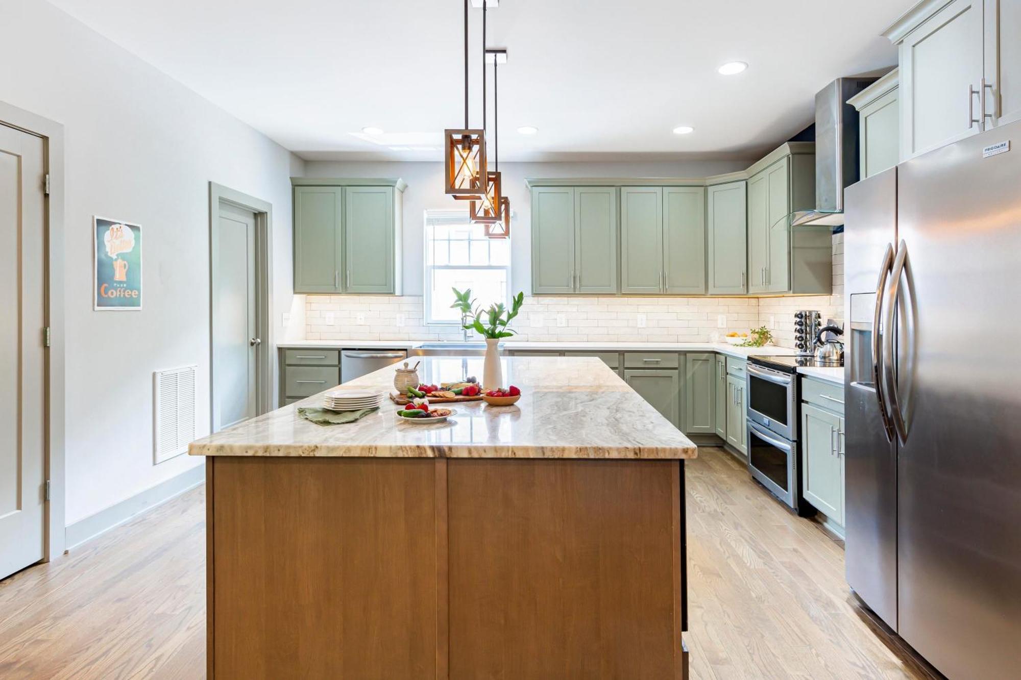 Waverly By Avantstay Nashville-Inspired Townhome W Luxury Kitchen Pool Table 外观 照片